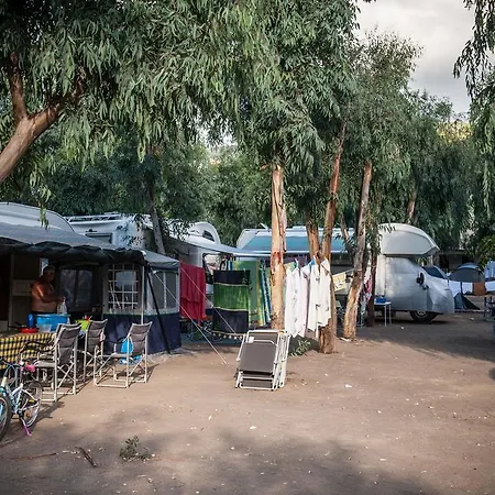 Campsite Baia Unci 2*