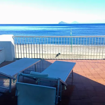 Campingplatz Baia Unci 2*