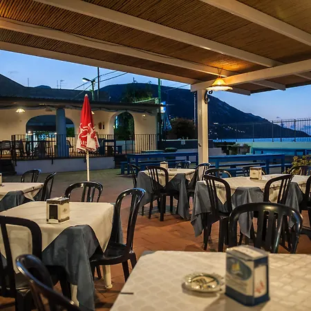Campsite Baia Unci Lipari (Isola Lipari)